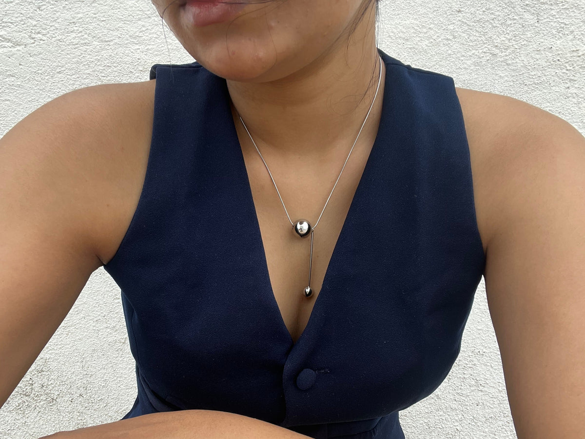 Selene Neckpeice