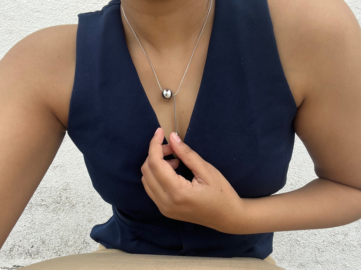 Selene Neckpeice