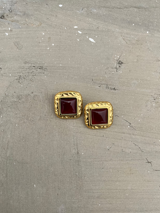 Rouge Earring